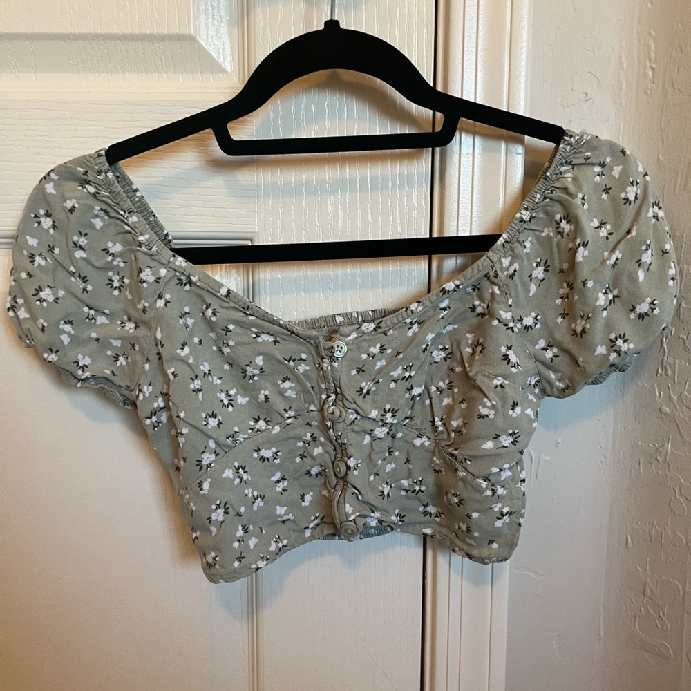 Hollister sage green floral crop top